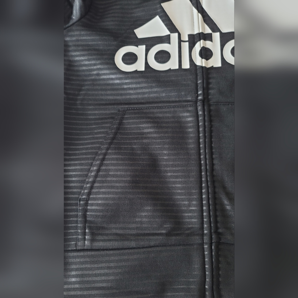 Adidas suit set - Picture 3 of 4